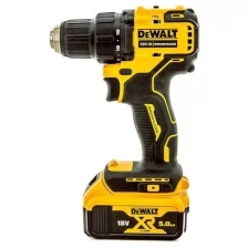 Аккумуляторная дрель-шуруповерт DeWALT DCD708P2T